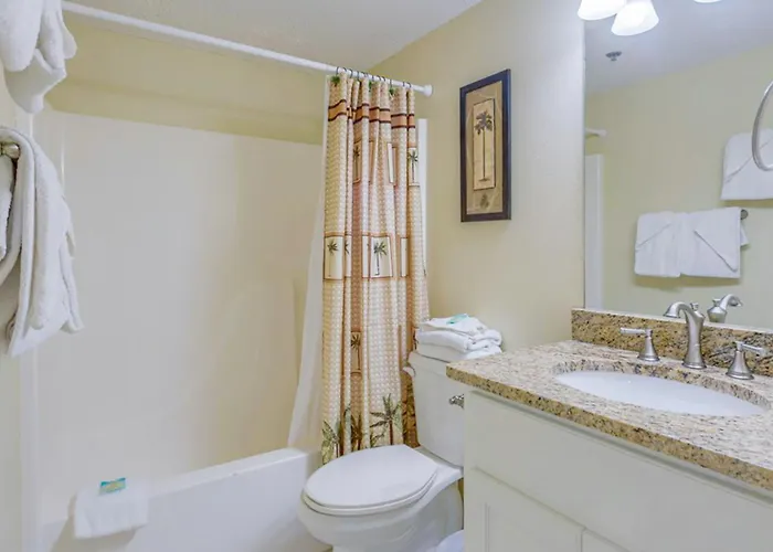 Tropic Isles Apartment